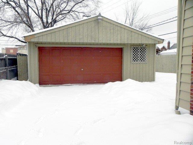27344 Freda Street Inkster, MI 48141 - Photo 5 of 21 garage