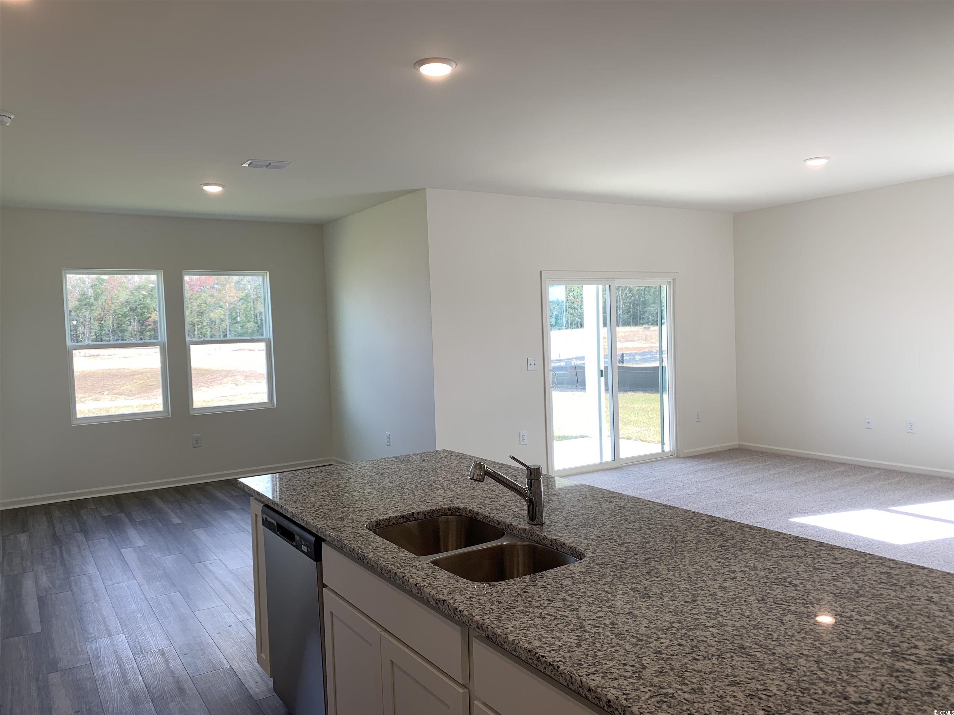 661 Castillo Drive Loris, SC 29569 - Photo 4 of 9 Gallery Image 4
