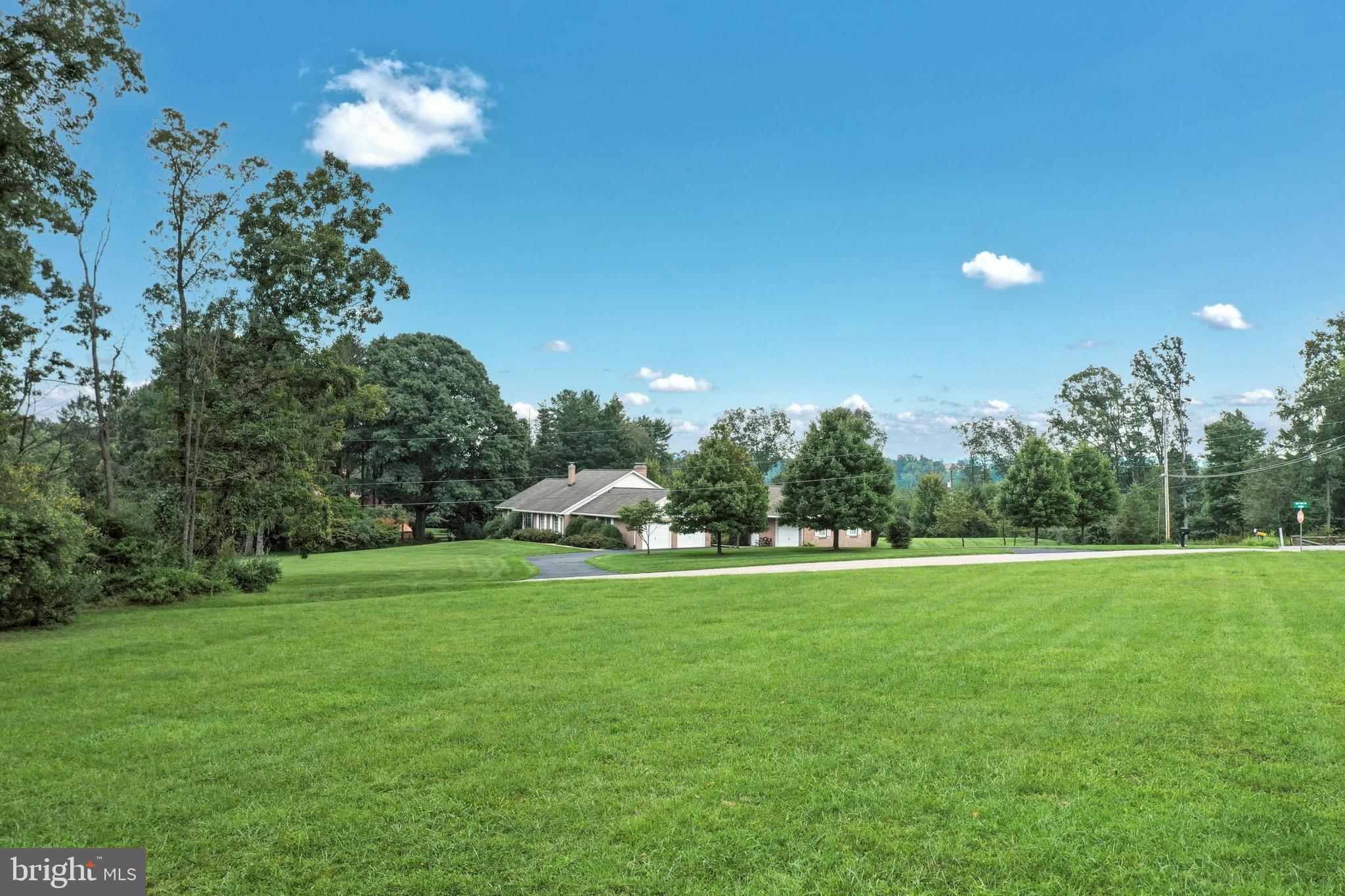 Deer Trail Spring Grove, PA 17362 - Photo 5 of 10