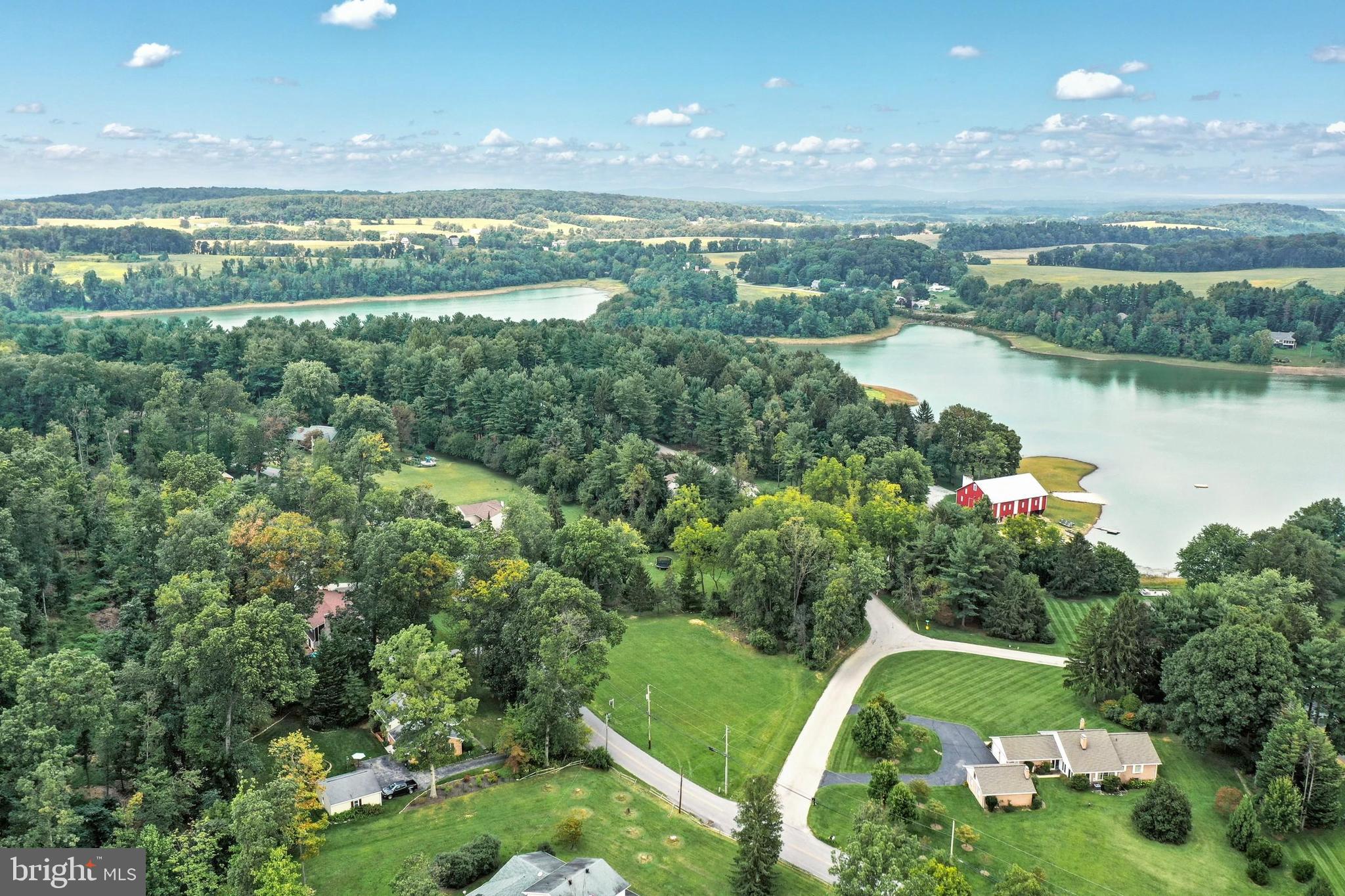 Deer Trail Spring Grove, PA 17362 - Photo 8 of 10