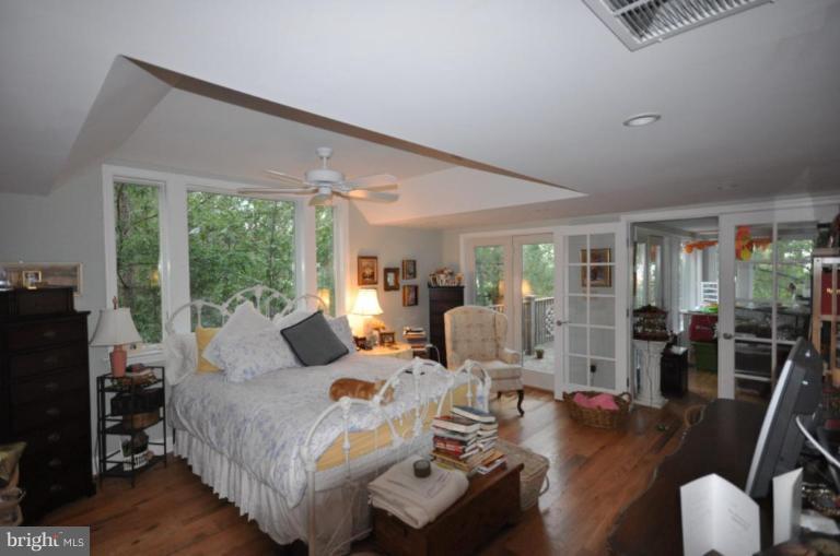 5419 Ragged Point Road Cambridge, MD 21613 - Photo 24 of 29 Master Bedroom #2