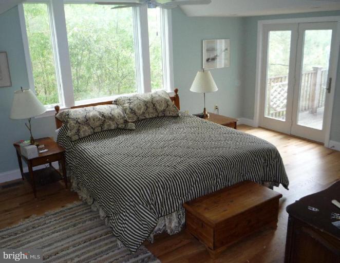 5419 Ragged Point Road Cambridge, MD 21613 - Photo 4 of 29 Master Bedroom