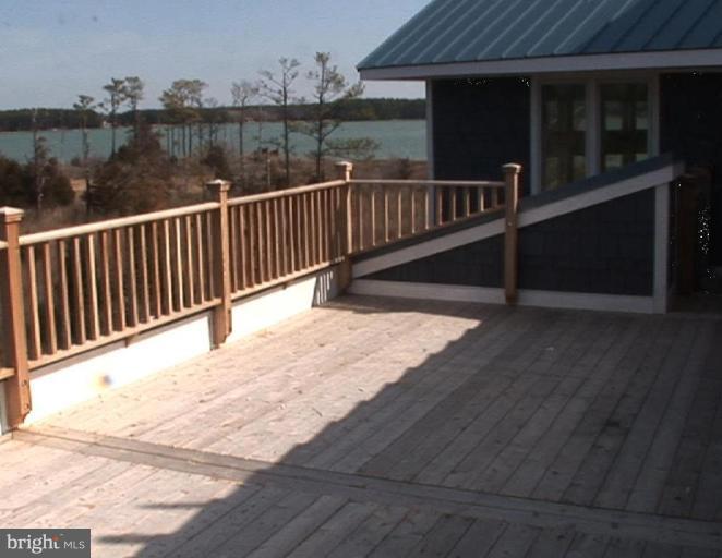 5419 Ragged Point Road Cambridge, MD 21613 - Photo 5 of 29 Deck