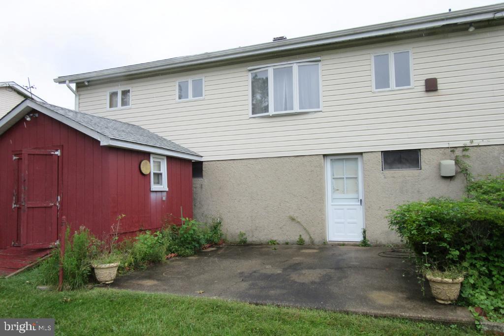 1311 Woodbridge Road Baltimore, MD 21228 - Photo 4 of 17 Gallery Image 4