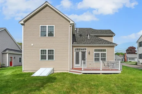 $925,000 | 17 Russell Road, Framingham, MA 01702