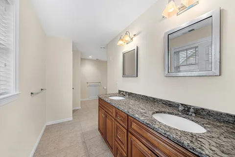 $925,000 | 17 Russell Road, Framingham, MA 01702