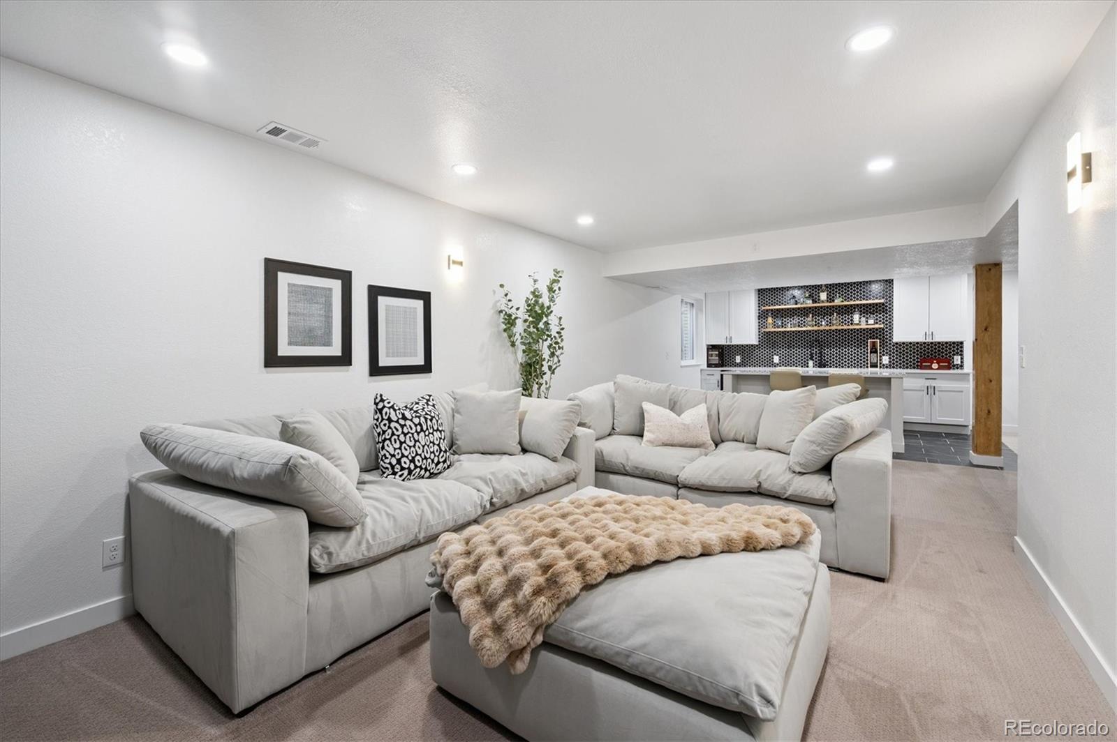 10040 Poudre Court Lone Tree, CO 80124 - Photo 33 of 48