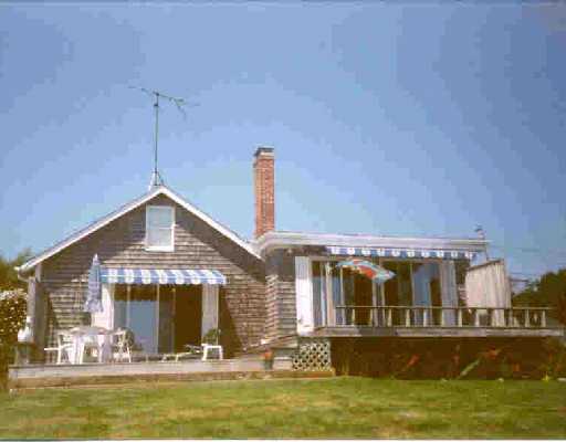 35 East Shore Road Narragansett, RI 02882 - Photo 1 of 1 Exterior Front.