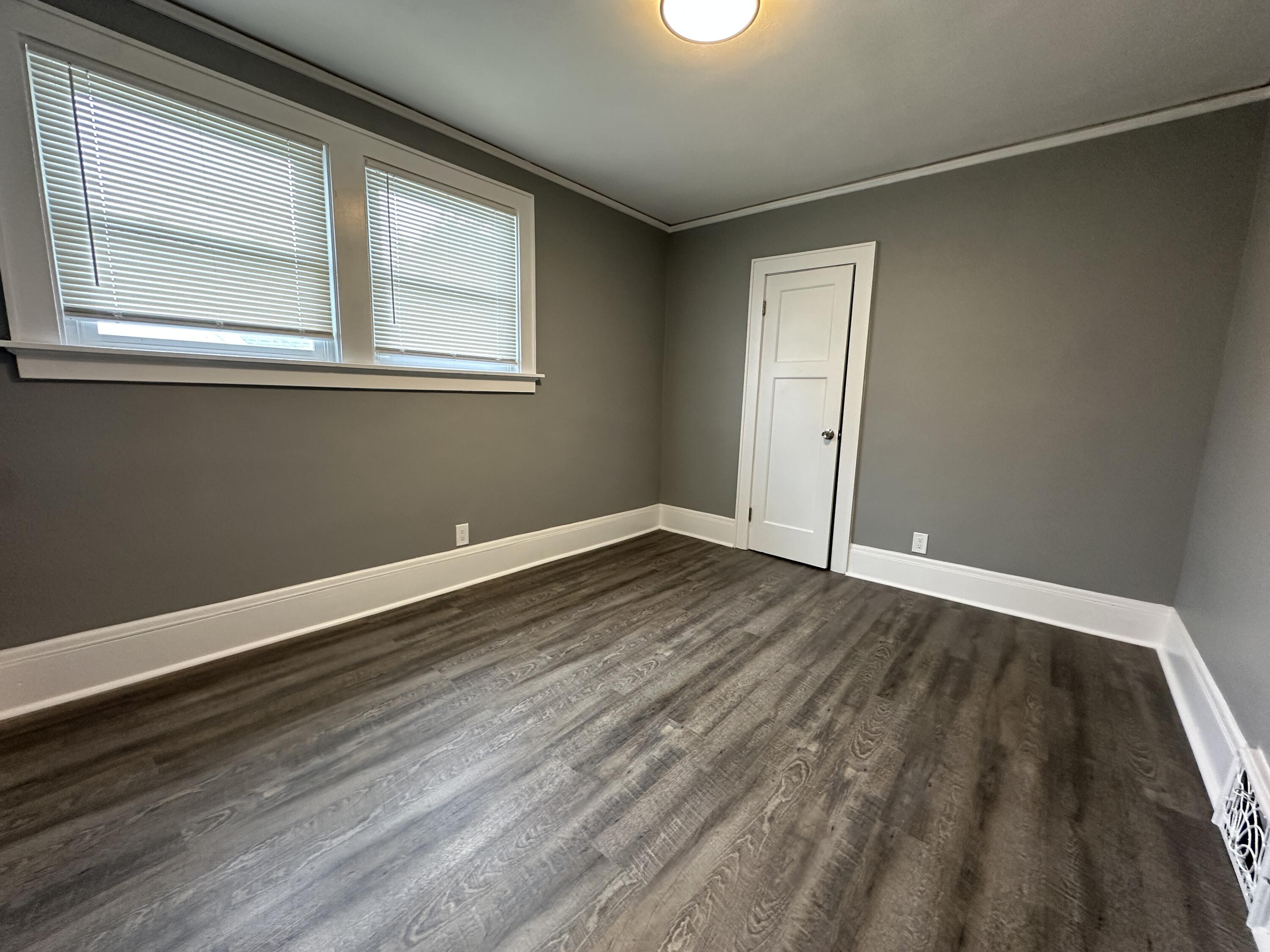 3715 North 22nd Street Milwaukee, WI 53206 - Photo 19 of 26 IMG_3224 2