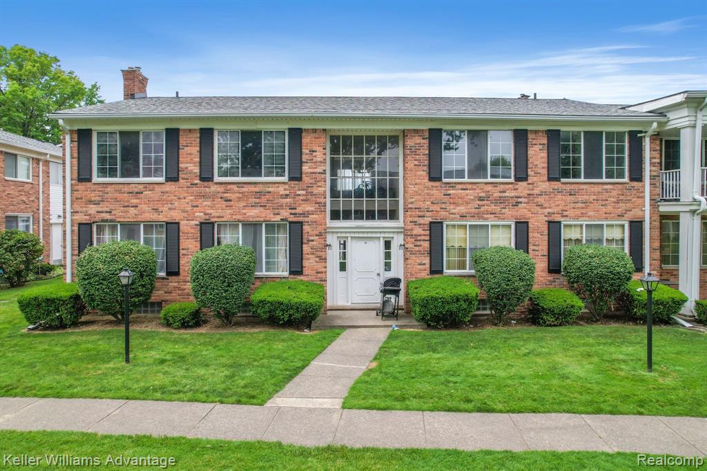 29608 Hoover Road, Unit 608 Warren, MI 48093 - Photo 1 of 29 Gallery Image 1