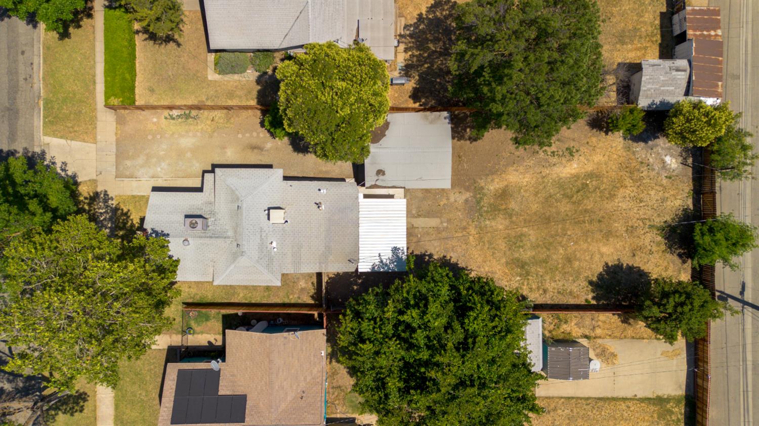 632 West 25th Street Merced, CA 95340 - Photo 34 of 37