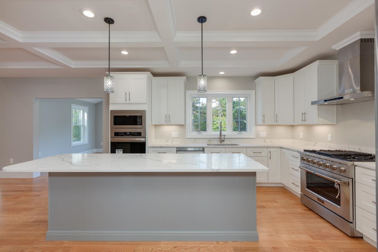 6 Ashton Park Road Windham, NH 03087 - Photo 13 of 40