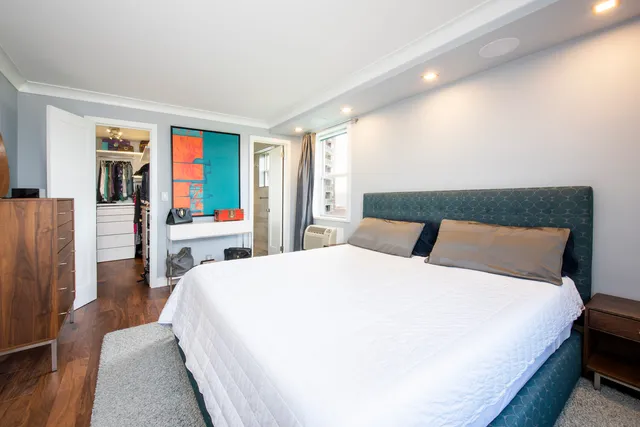 $650,000 | 5700 Arlington Avenue, Unit 12B | North Riverdale