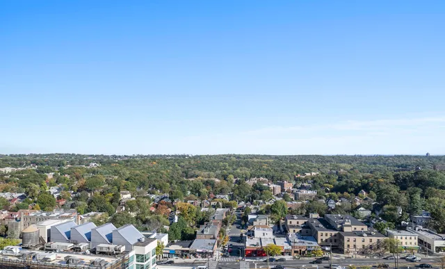 $650,000 | 5700 Arlington Avenue, Unit 12B | North Riverdale