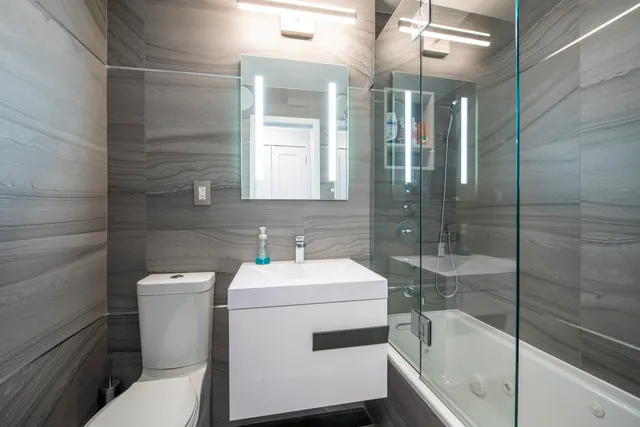 $650,000 | 5700 Arlington Avenue, Unit 12B | North Riverdale