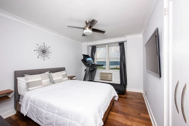 $650,000 | 5700 Arlington Avenue, Unit 12B | North Riverdale