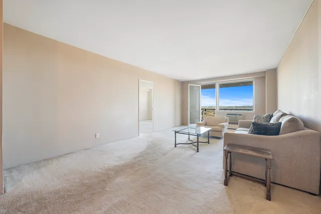 $650,000 | 5700 Arlington Avenue, Unit 12B | North Riverdale