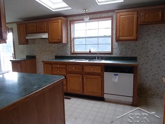 5490 Hunter Road Beaverton, MI 48612 - Photo 3 of 23