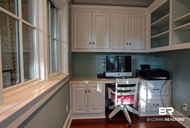 115 Oak Avenue Fairhope, AL 36532 - Photo 28 of 45 master office