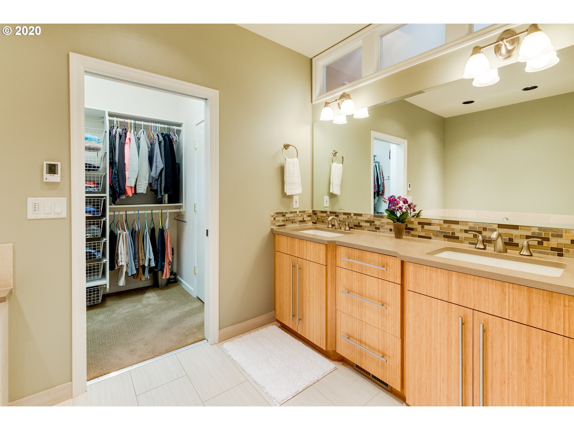 2387 Southwest Cedar Street Portland, OR 97205 - Photo 18 of 32 Gallery Image 18