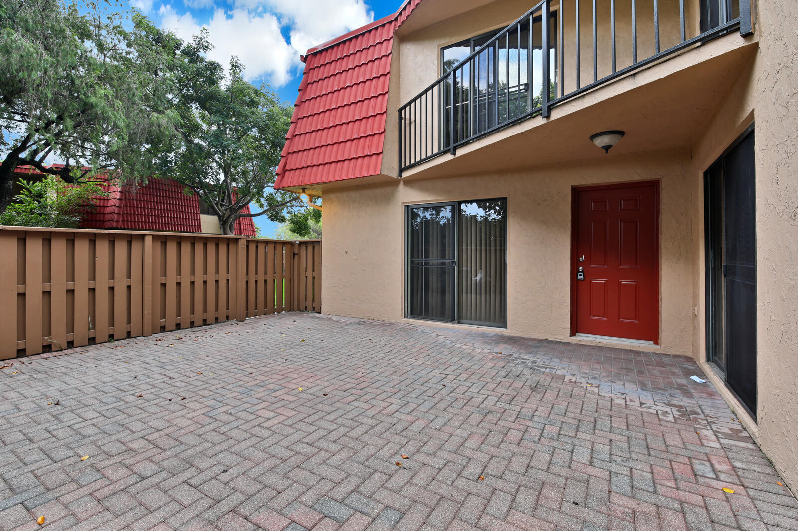 8075 Severn Drive, Unit C Boca Raton, FL 33433 - Photo 2 of 31 02_Image_2_mls