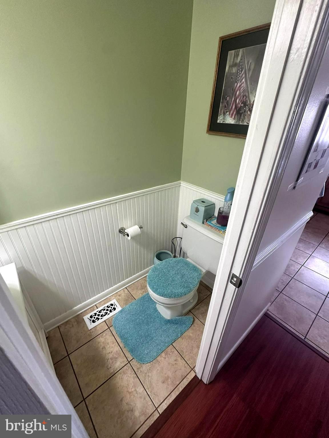 9441 Joppa Pond Road Baltimore, MD 21234 - Photo 11 of 37 Main Level Powder Room