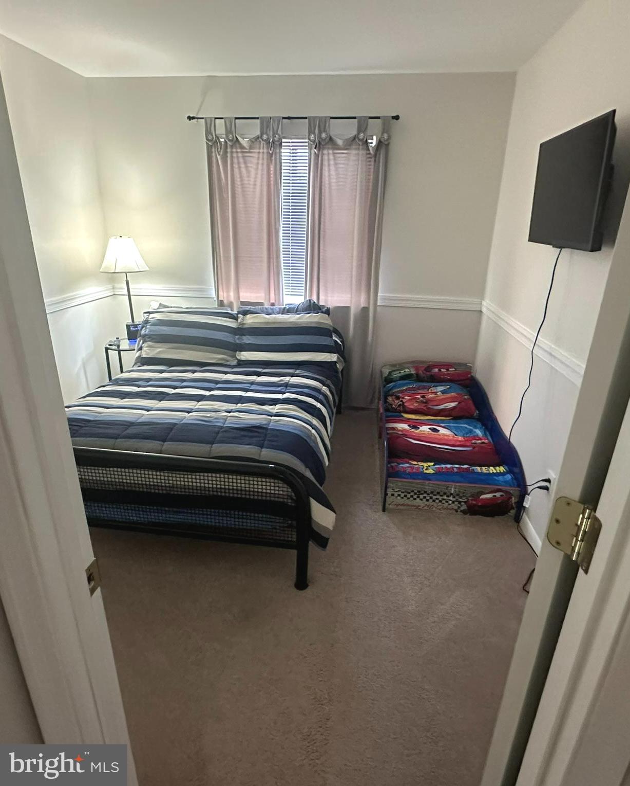 9441 Joppa Pond Road Baltimore, MD 21234 - Photo 20 of 37 3rd Bedroom