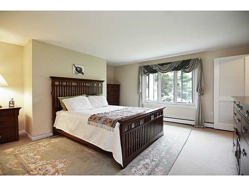 81 Post Road South Kingstown, RI 02879 - Photo 22 of 25 Bedroom.