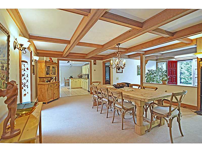 81 Post Road South Kingstown, RI 02879 - Photo 4 of 25 Dining Room.
