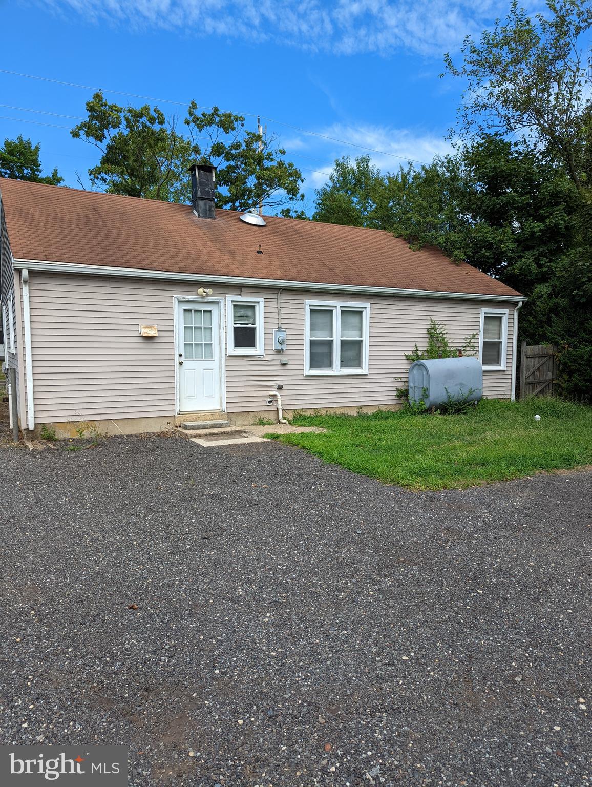 12 Pointville Road Pemberton, NJ 08068 - Photo 2 of 23