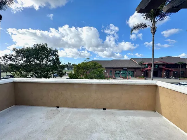 $1,997,000 | 535 F Avenue, Unit 4, Coronado, CA 92118