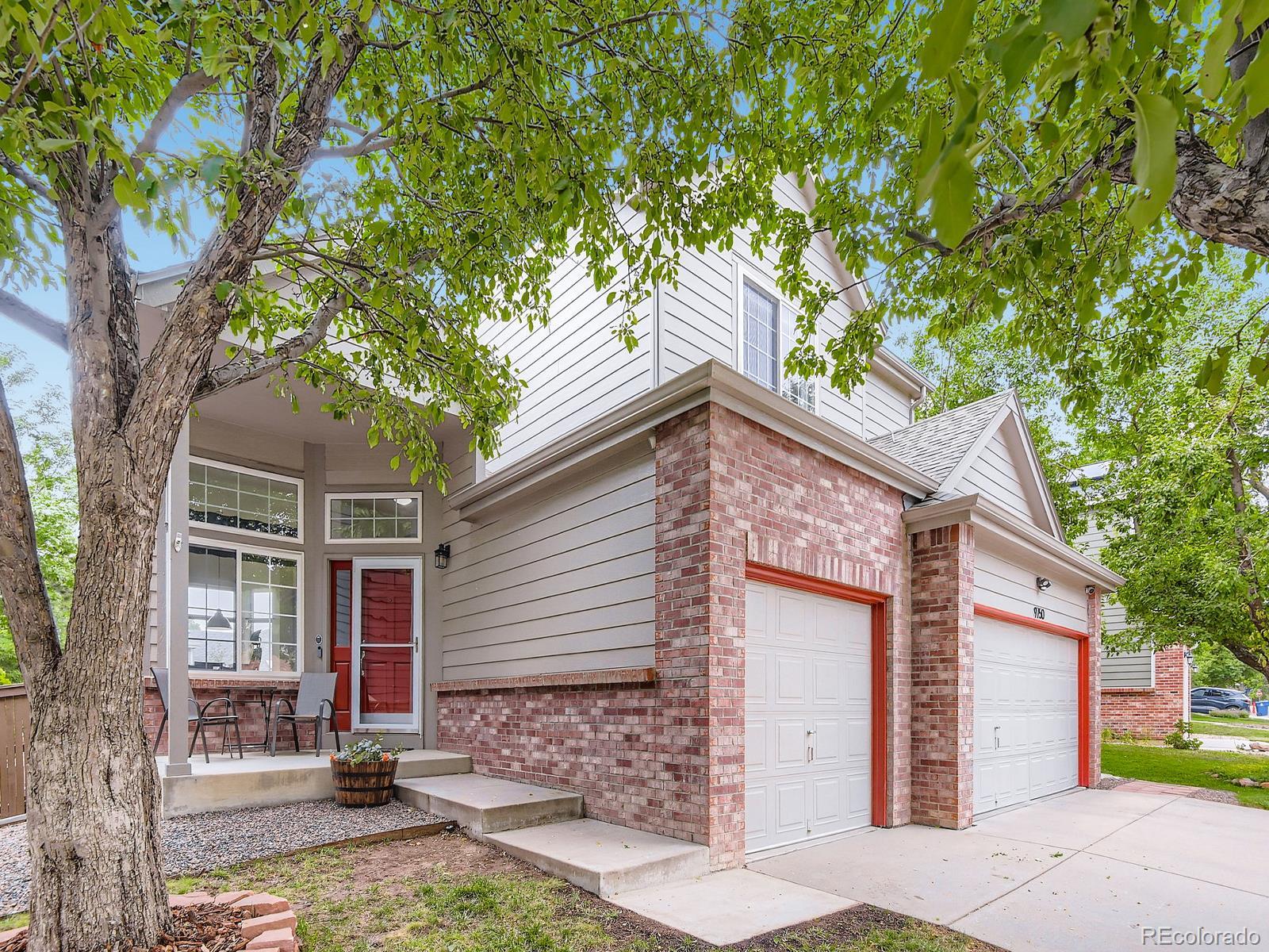 9750 Red Oakes Drive Highlands Ranch, CO 80126 - Photo 2 of 32