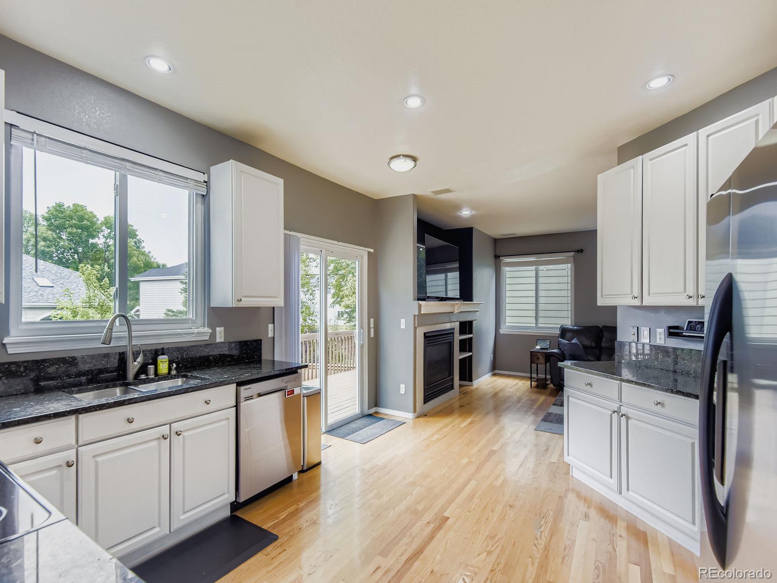 9750 Red Oakes Drive Highlands Ranch, CO 80126 - Photo 6 of 32