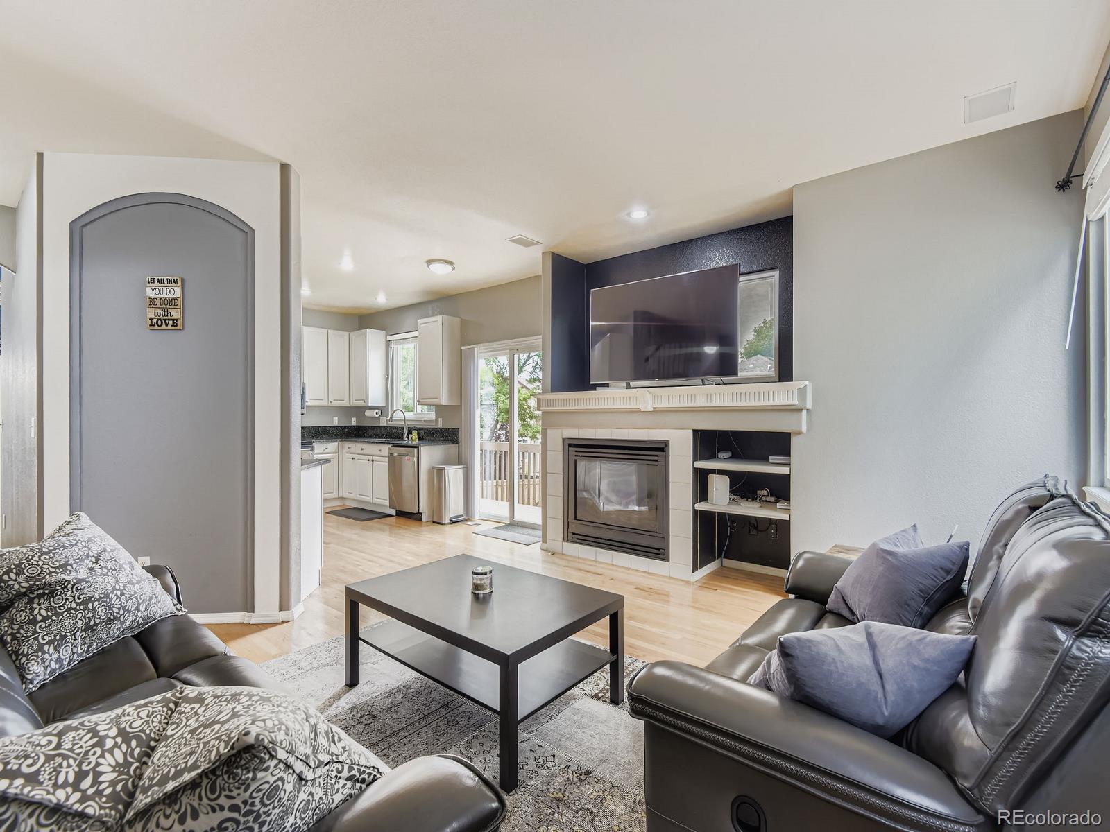 9750 Red Oakes Drive Highlands Ranch, CO 80126 - Photo 8 of 32