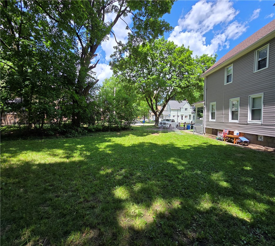 149 Glendale Park Rochester, NY 14613 - Photo 16 of 48