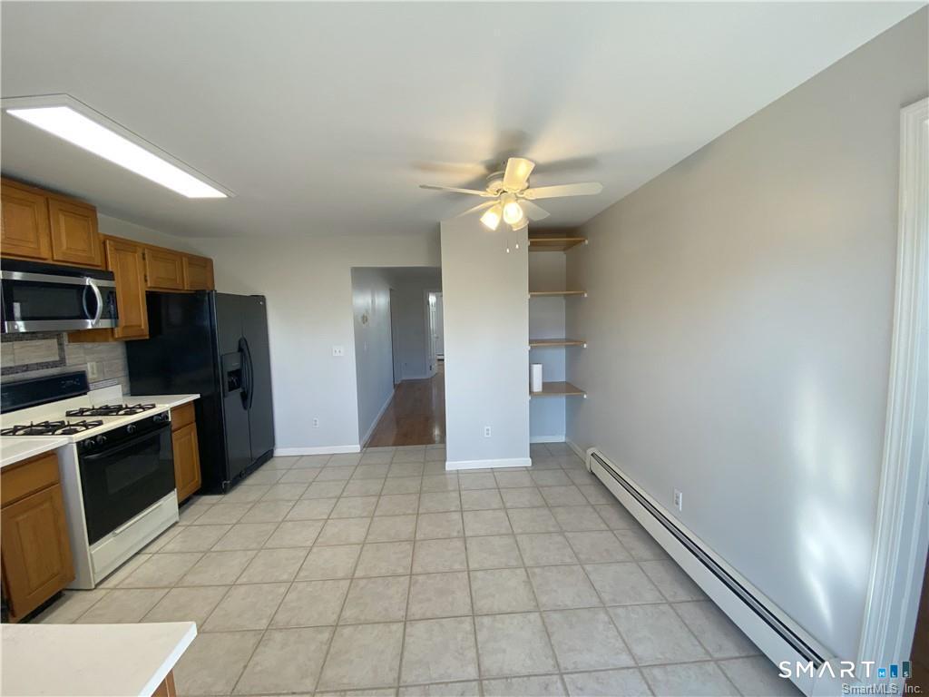 135 Ridgely Avenue Fairfield, CT 06825 - Photo 4 of 15