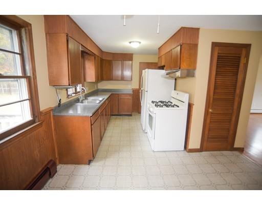 71 Tannery Road Westfield, MA 01085 - Photo 3 of 30 Gallery Image 3