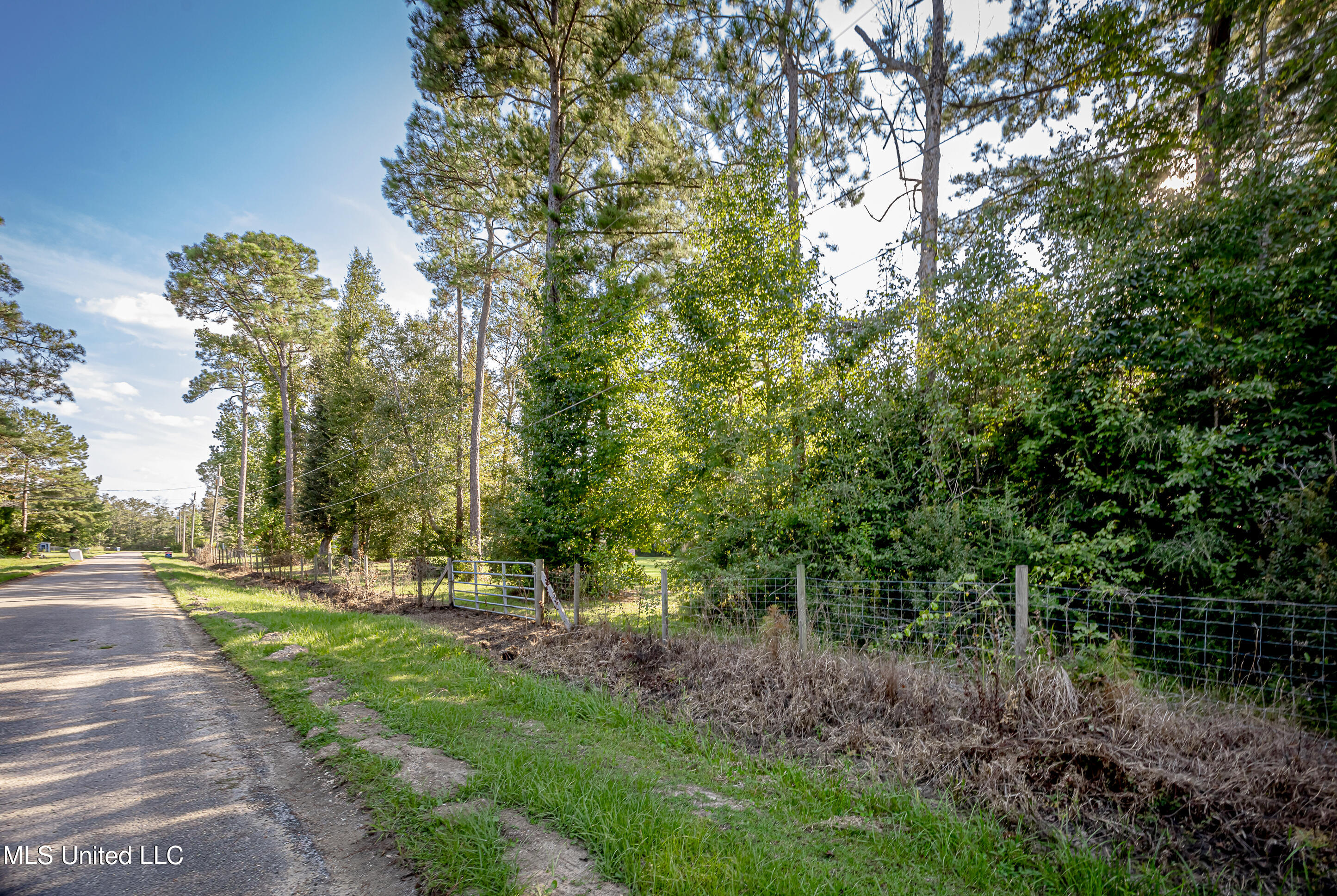 2431 Wade Glass Road Moss Point, MS 39562 - Photo 72 of 77 IMG_7752