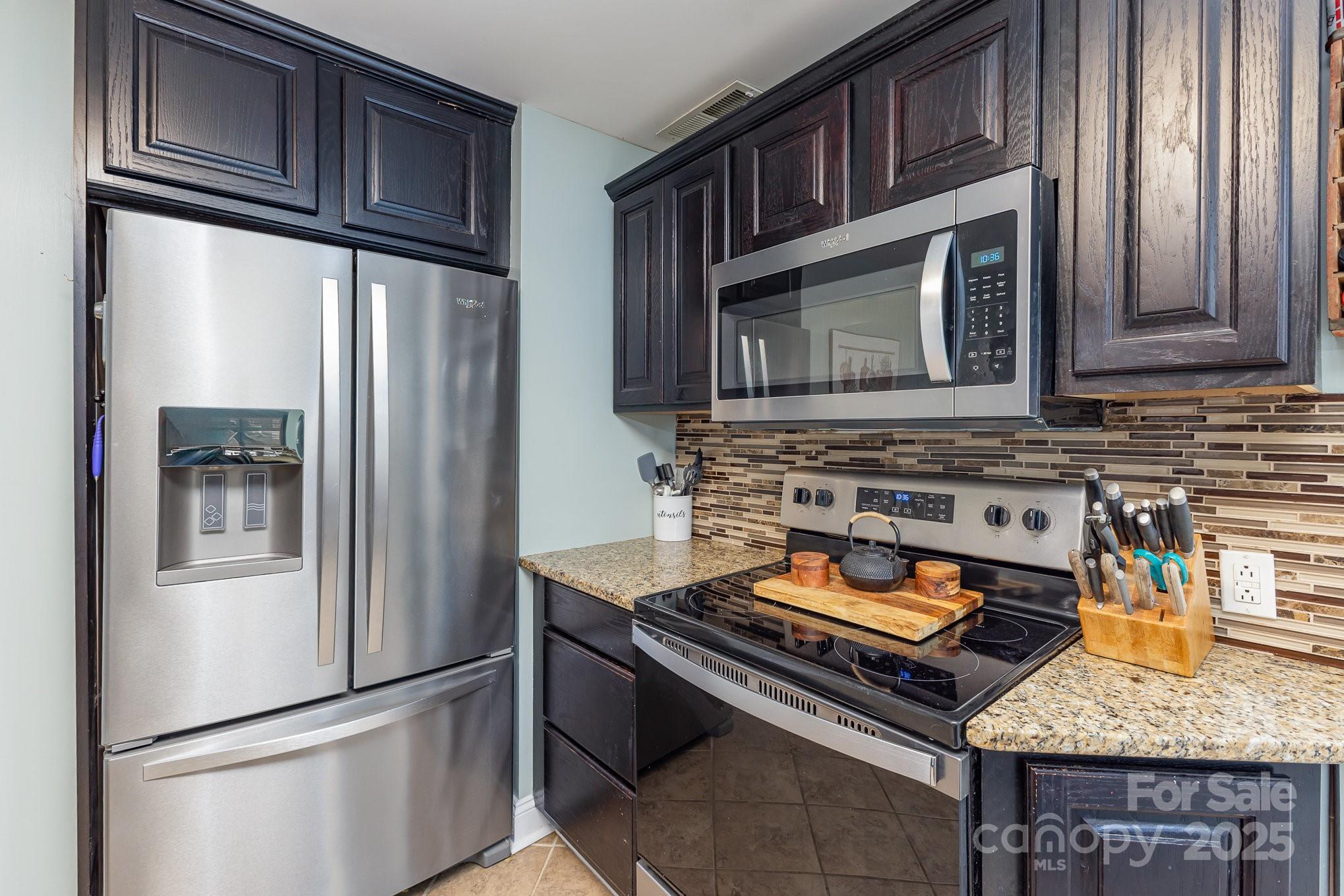 878 Cold Springs Road Concord, NC 28025 - Photo 11 of 31 Gallery Image 11