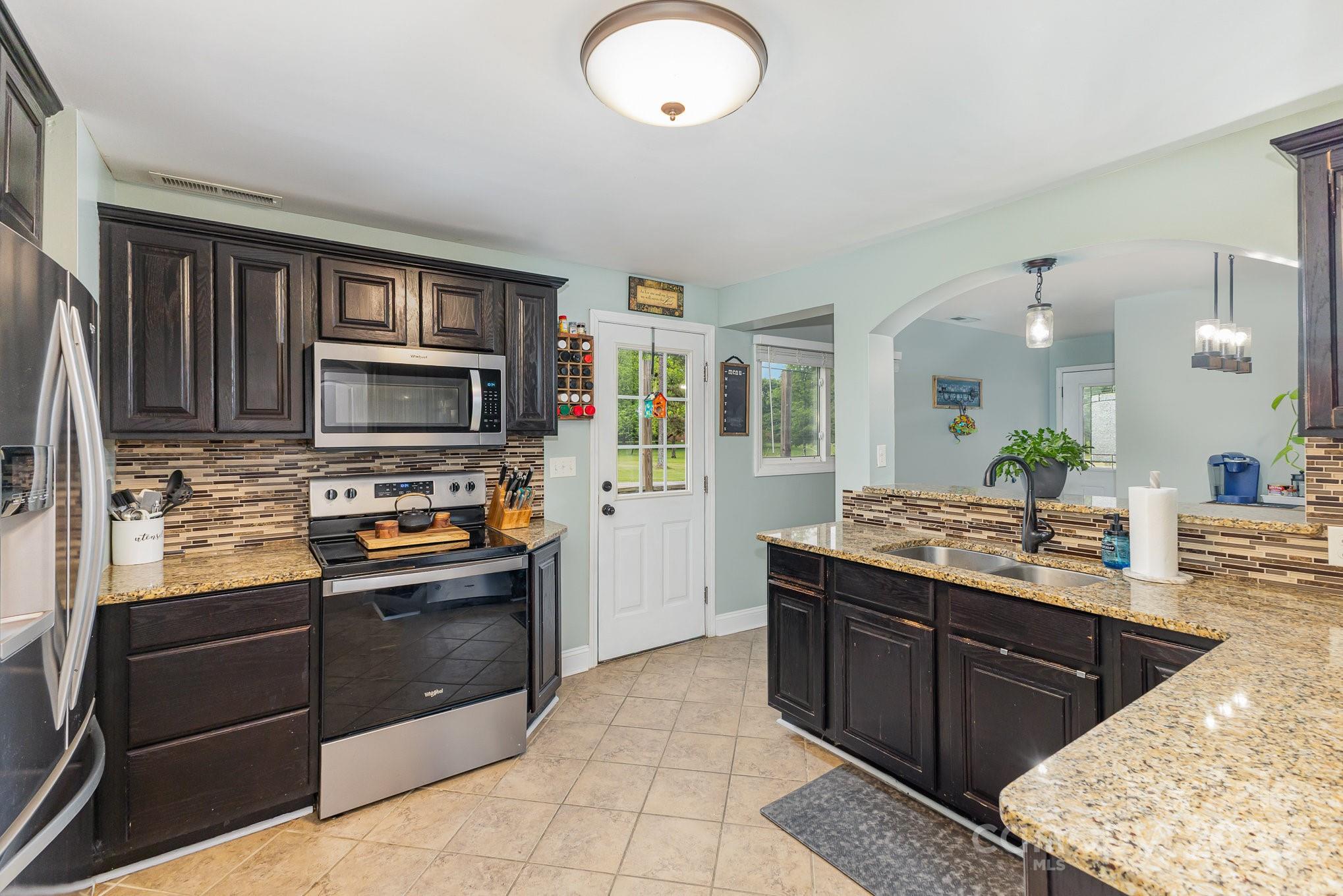 878 Cold Springs Road Concord, NC 28025 - Photo 9 of 31 Gallery Image 9
