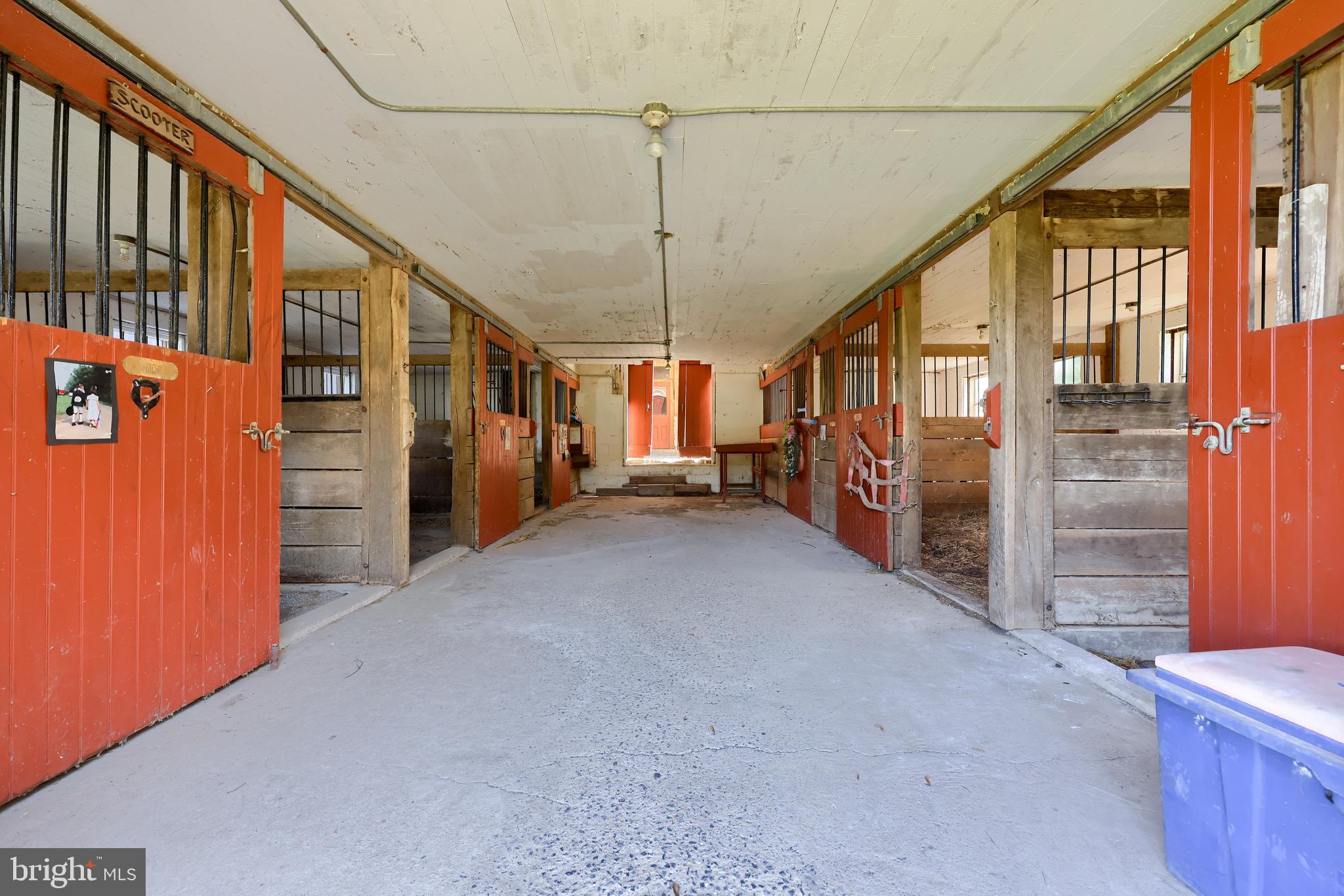 550 Stonehenge Drive Lititz, PA 17543 - Photo 43 of 45 Stall barn