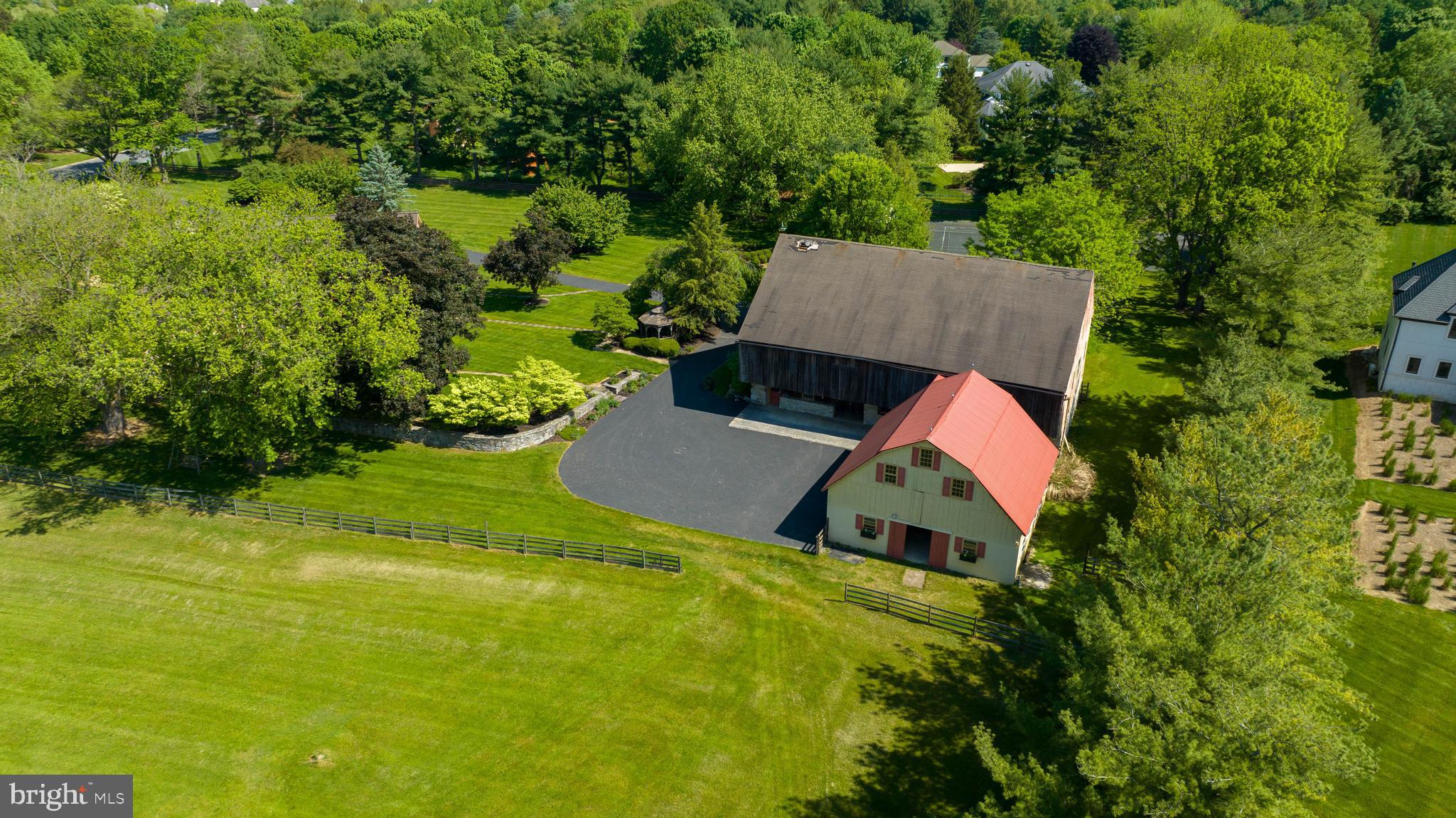 550 Stonehenge Drive Lititz, PA 17543 - Photo 6 of 45 Barn and stall barn