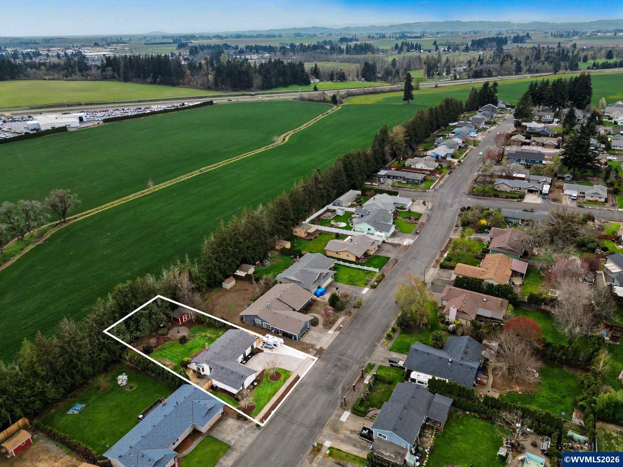 312 Southwest 9th Street Sublimity, OR 97385 - Photo 4 of 50
