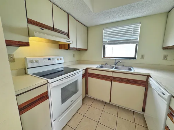 $395,900 | 221 Mayan Terrace, St. Augustine, FL 32080