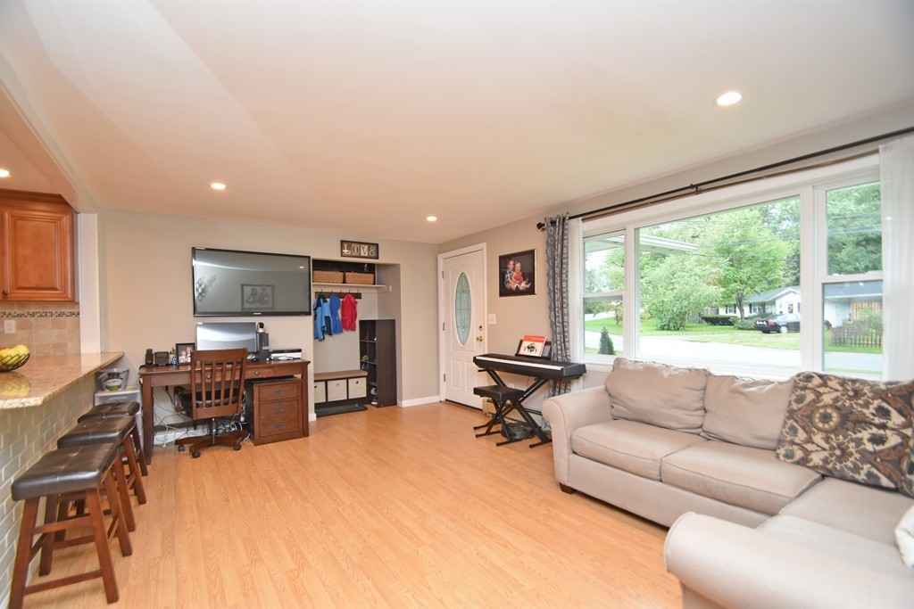 20 Paxton Road Framingham, MA 01701 - Photo 3 of 18 Gallery Image 3