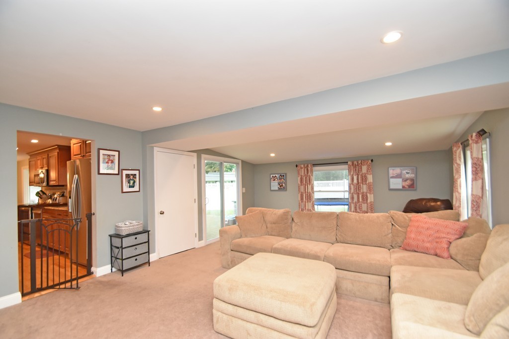 20 Paxton Road Framingham, MA 01701 - Photo 9 of 18 Gallery Image 9