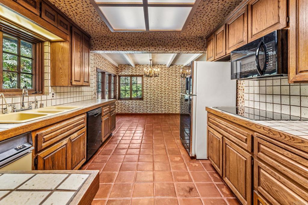 3394 Beaver Hollow Road Jamul, CA 91935 - Photo 7 of 32