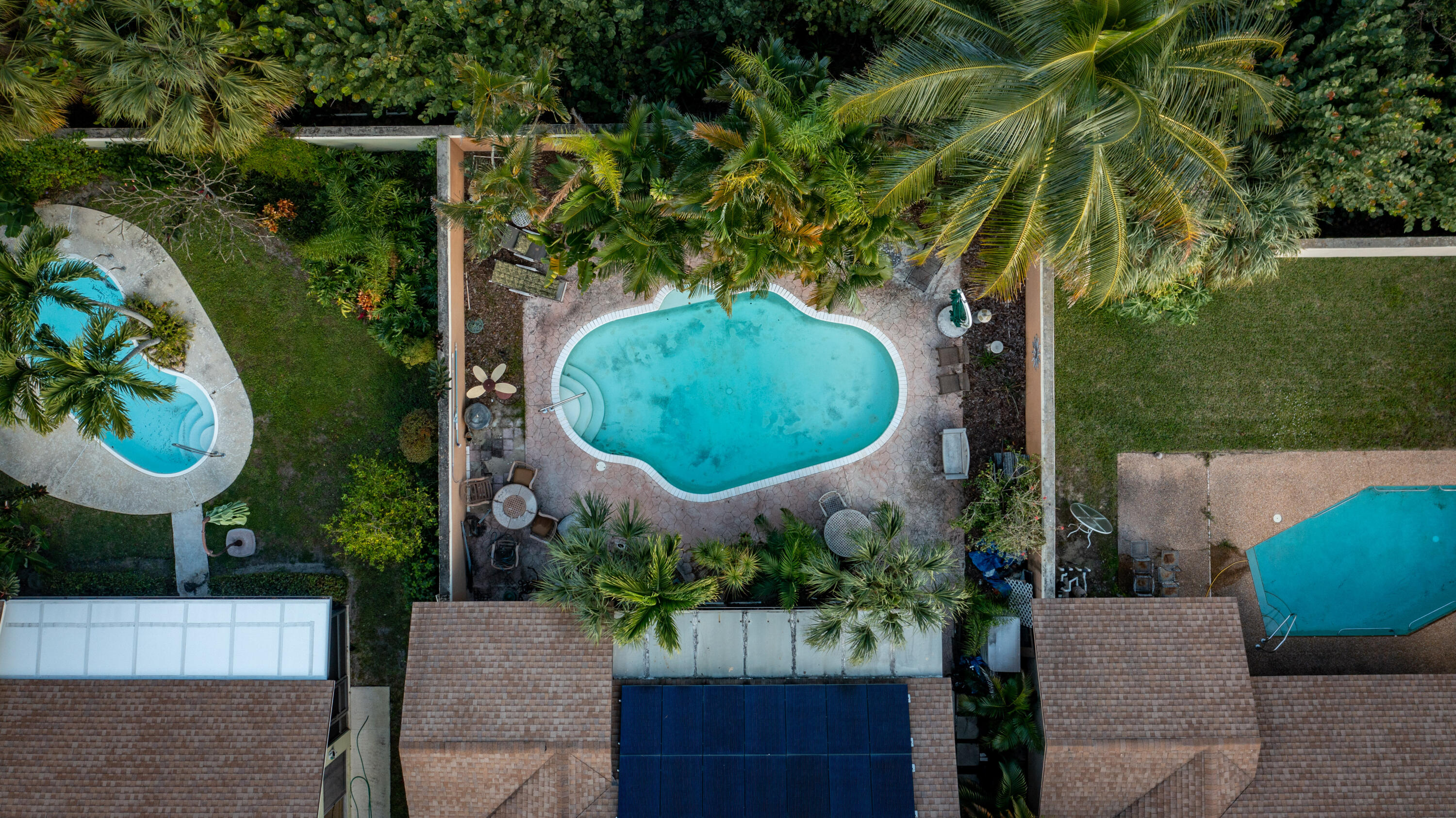 113 Seashore Drive Jupiter, FL 33477 - Photo 7 of 19 an aerial view of a house having outdoor space