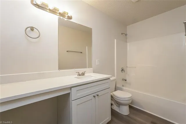 $2,215 | 4443 Garden Club Street, High Point, NC 27265