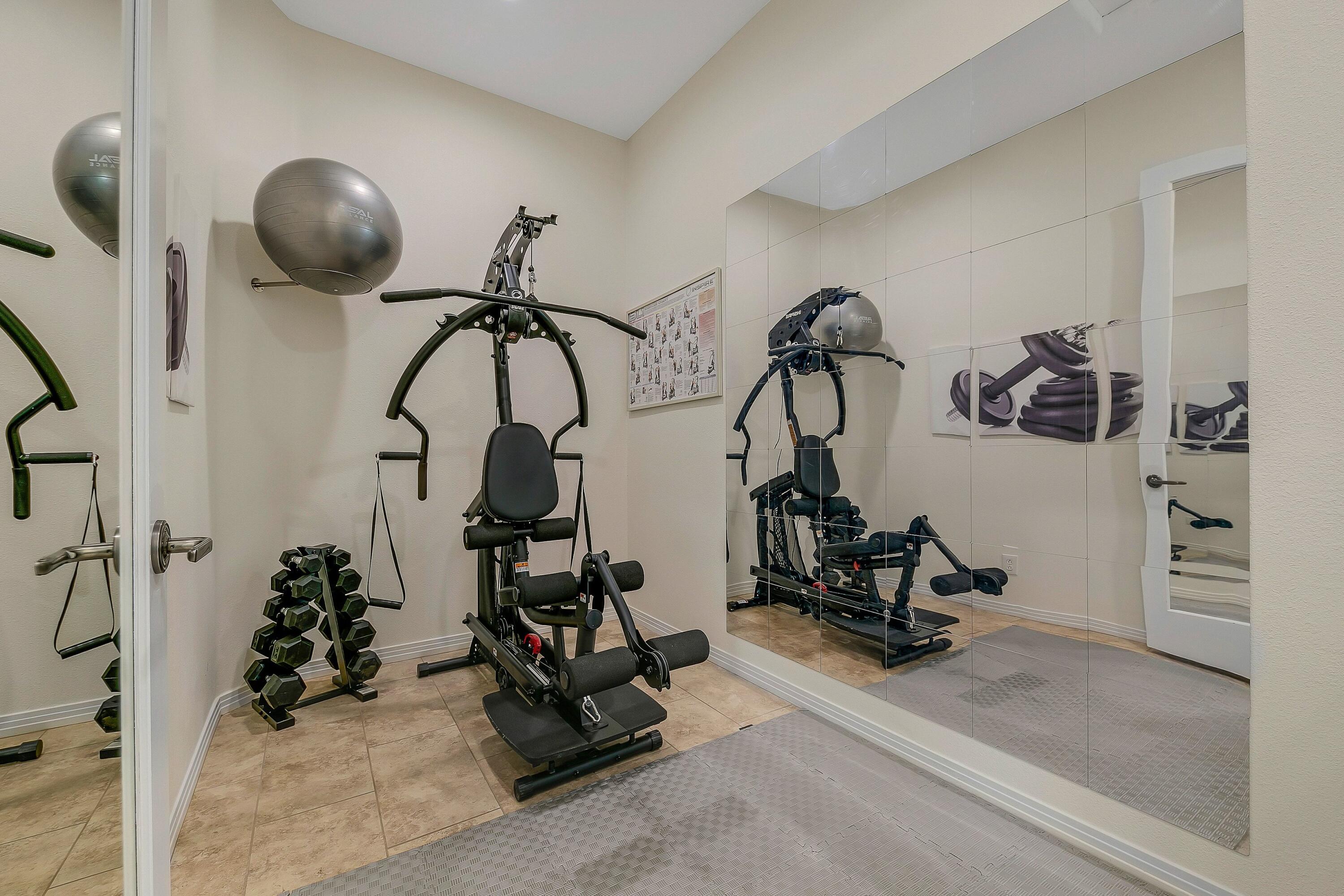 48678 Cascade Street Indio, CA 92201 - Photo 40 of 78 062_76_master_gym_full_620